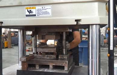 150噸(dun)錨杆托盤四柱液(ye)壓機視頻