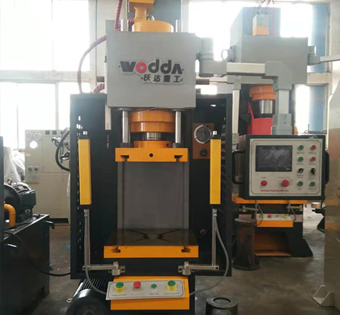 伺服單臂(bi)液壓機