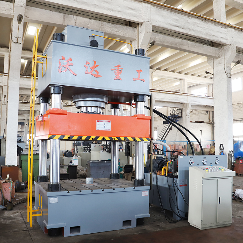 500噸石(shí)墨電極(ji)闆成型(xing)液壓機(ji)