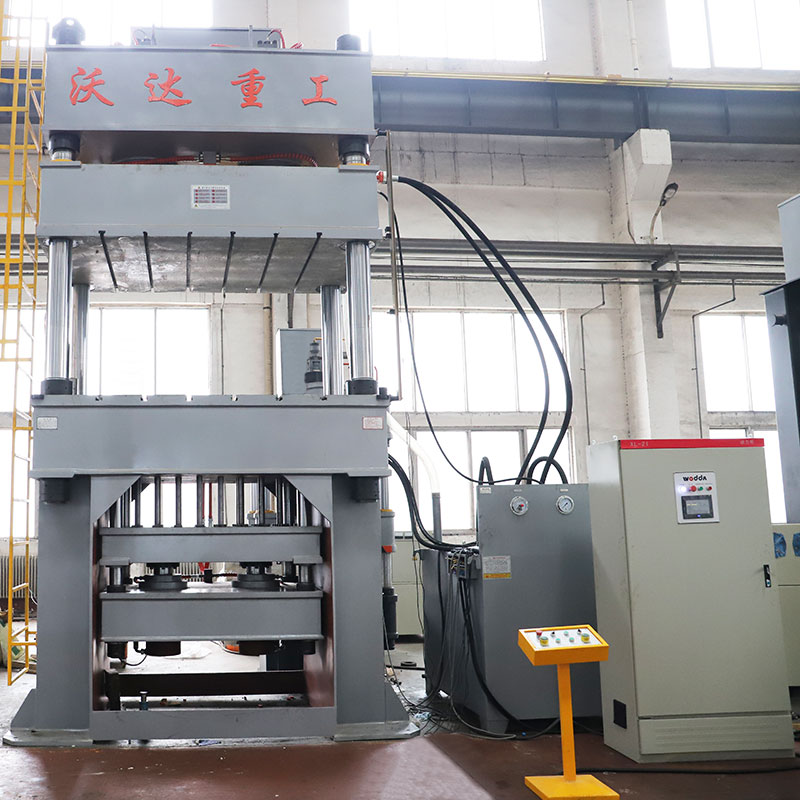 500噸(dūn)雙缸四(sì)柱拉伸(shēn)液壓機(ji)