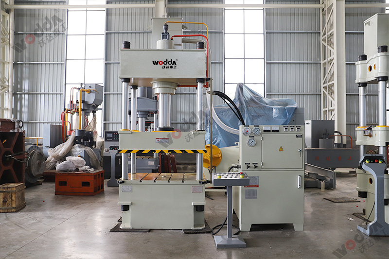 四柱液壓機行程設定分析 四柱液壓機行程設定分析