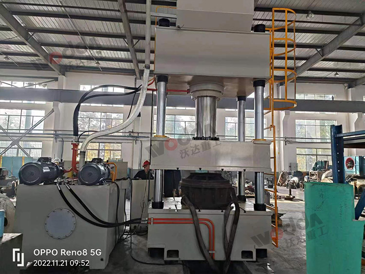 315噸汽車配件液壓機(圖3) 315噸汽車配件液壓機(圖3)