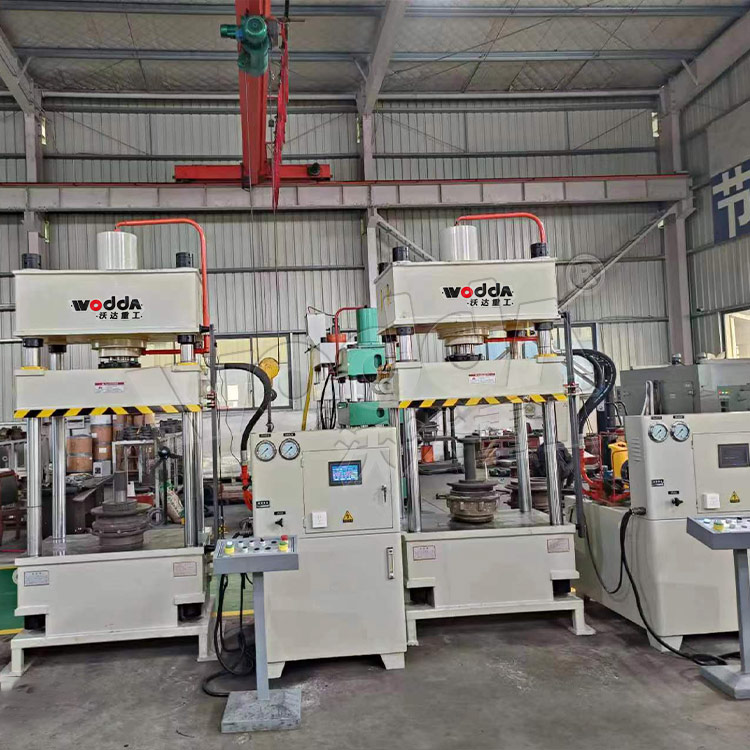 100噸熱壓四柱液壓機 100噸熱壓四柱液壓機