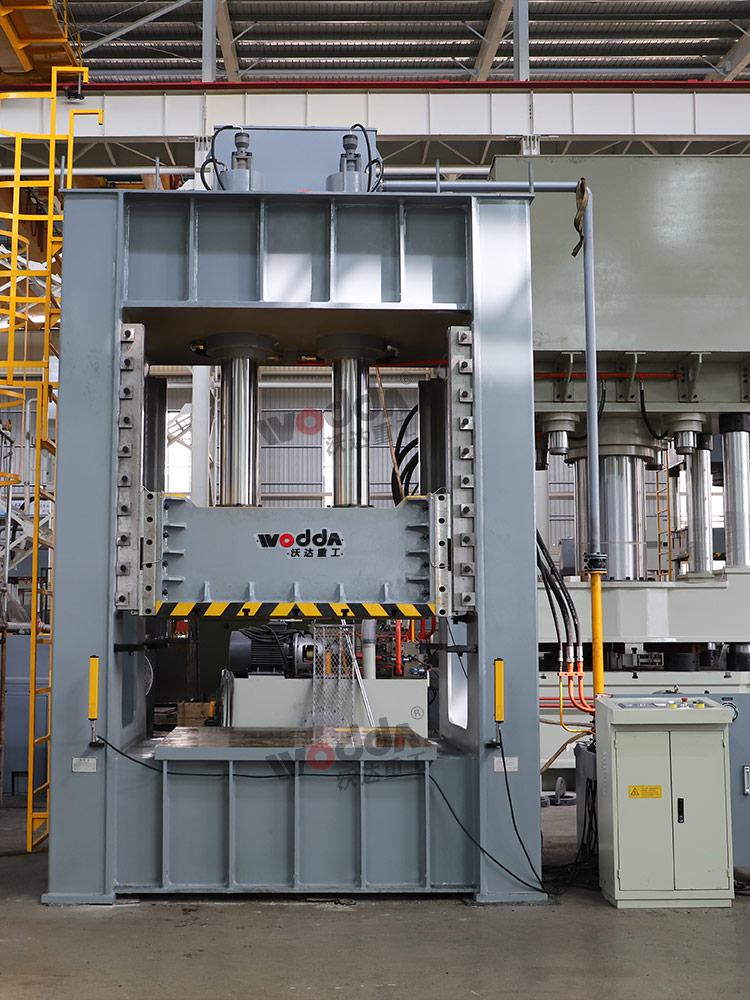 315噸框架式液壓機 315噸框架式液壓機